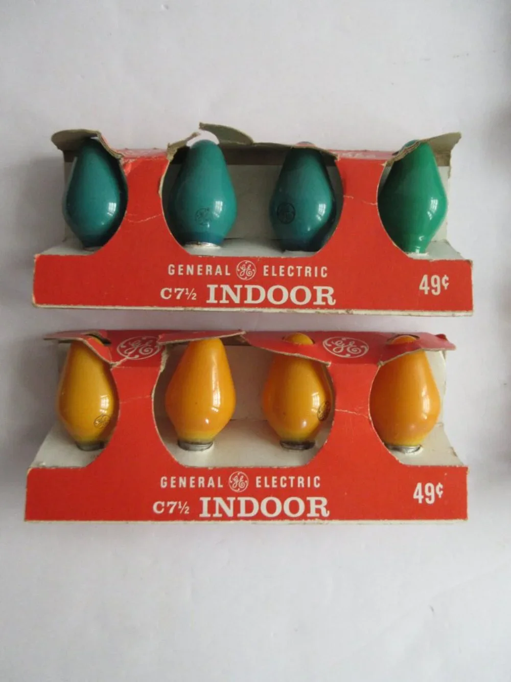 37 Christmas Bulb C 7 1/2 Multi Color Indoor Lamps GE & Other WORKING Vintage